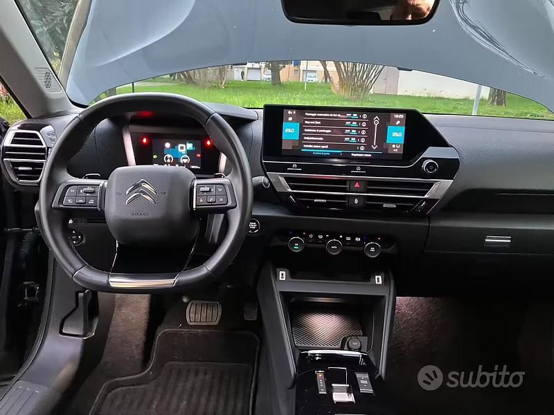 Usata Citroën C4 130 CV (95 kW) 2022 Nero Berlina