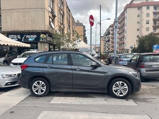Usata BMW X1 Advantage 125 CV (91 kW) 2021 Grigio SUV