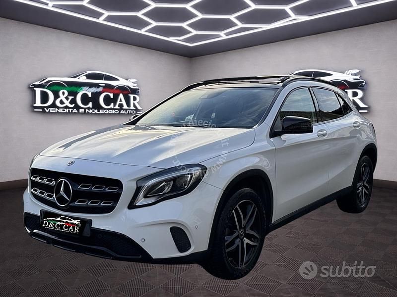 Usata Mercedes GLA180 122 CV (89 kW) 2019 Bianco SUV