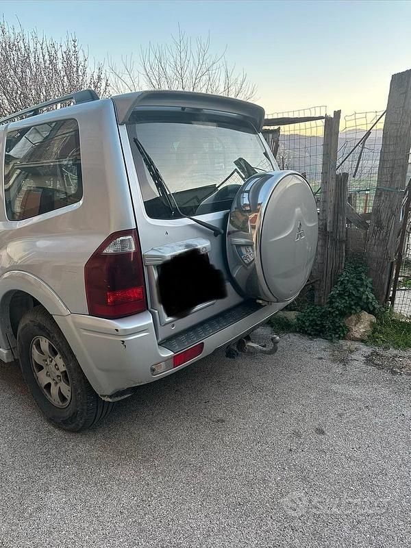 Usata Mitsubishi Pajero 2004 Grigio SUV