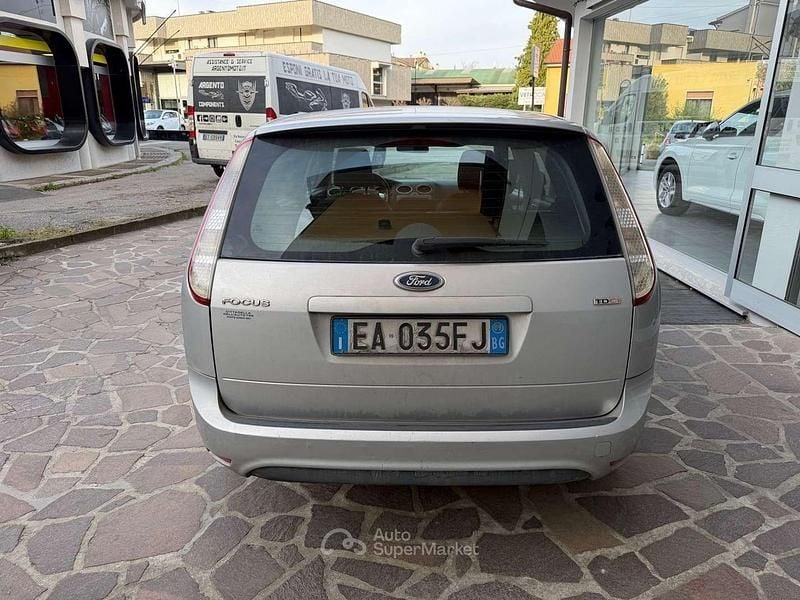 Usata Ford Focus Style 136 CV (100 kW) 2009 Argento Station wagon