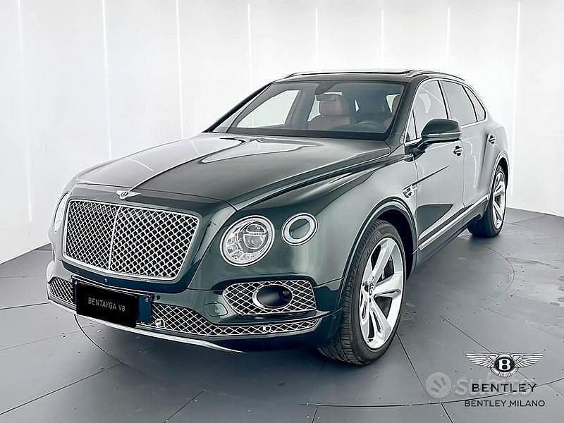 Usata Bentley Bentayga 549 CV (403 kW) 2019 Verde SUV