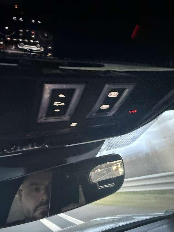 Usata Land Rover Range Rover Velar R-Dynamic 241 CV (177 kW) 2018 SUV