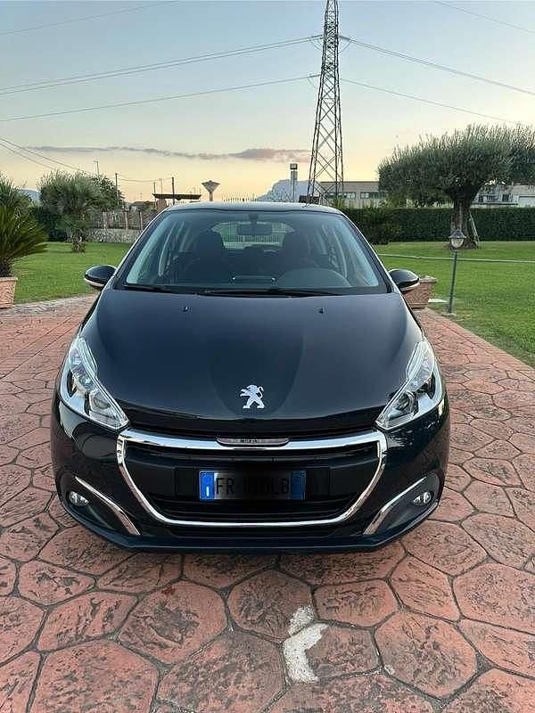 Usata Peugeot 2008 Allure 110 CV (80 kW) 2018 SUV