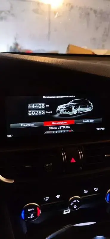 Usata Alfa Romeo Giulia Super 179 CV (131 kW) 2017 Berlina