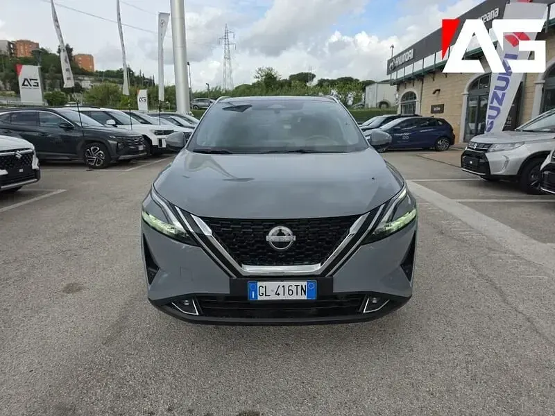 Usata Nissan Qashqai Tekna 140 CV (102 kW) 2022 Grigio SUV