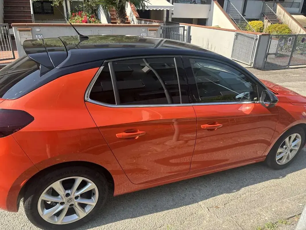 Usata Opel Corsa Elegance 75 CV (55 kW) 2021 Arancione Utilitaria