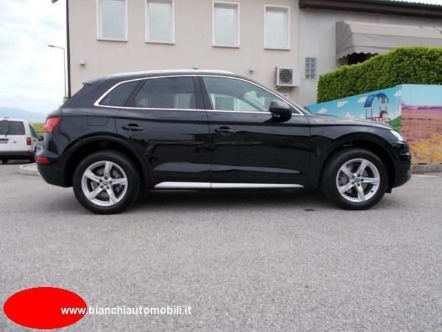 Usata Audi Q5 Business 190 CV (139 kW) 2018 Nero pastello SUV