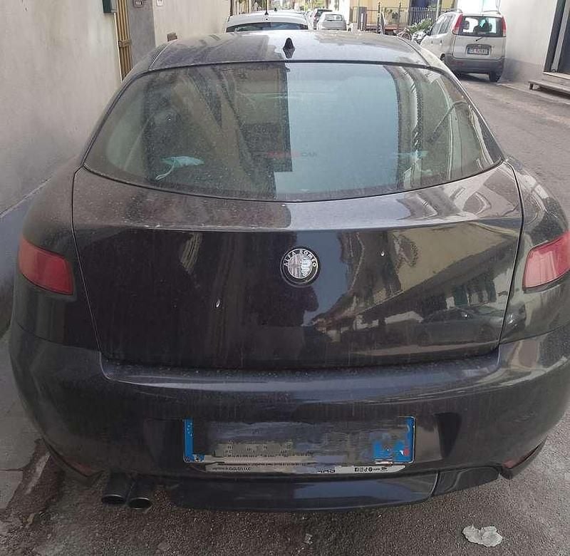 Usata Alfa Romeo GT Distinctive 150 CV (110 kW) 2007 Nero Coupé