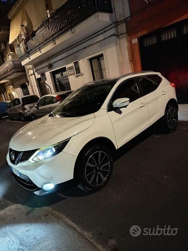 Usata Nissan Qashqai 130 CV (95 kW) 2014 Bianco SUV