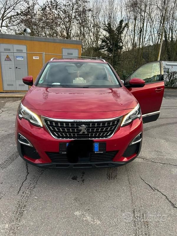 Usata Peugeot 3008 130 CV (95 kW) 2018 Rosso SUV