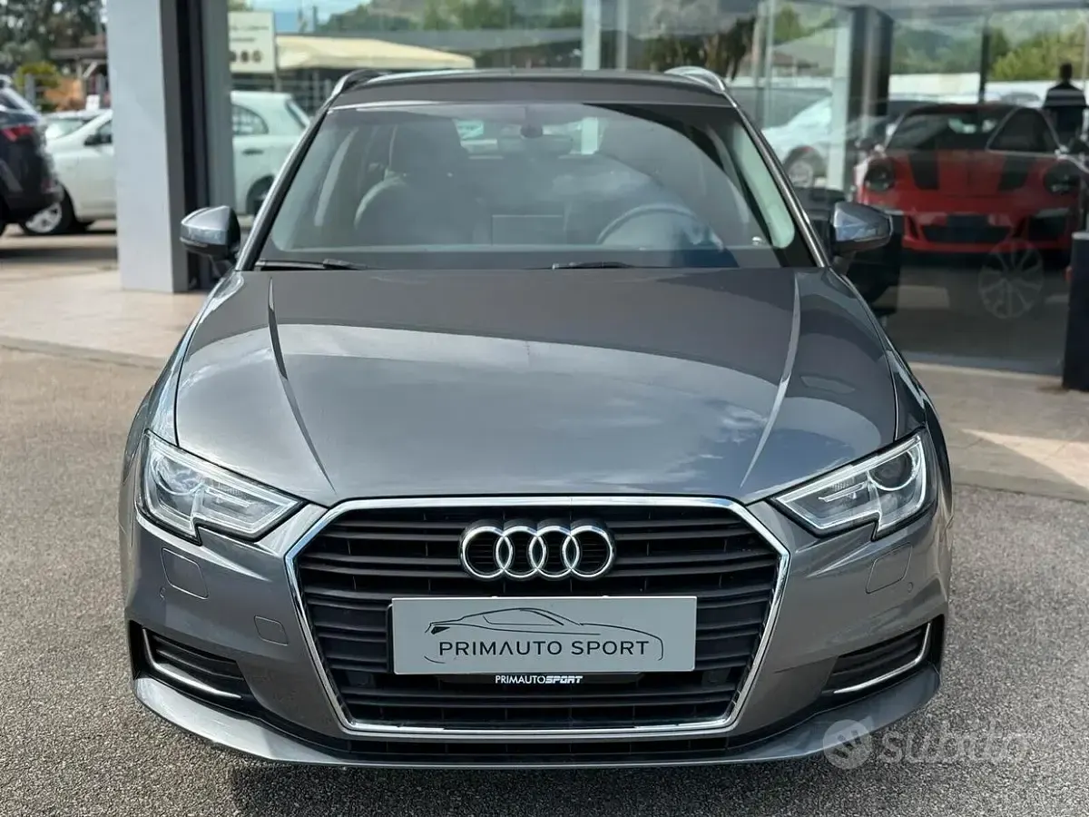 Usata Audi A3 116 CV (85 kW) 2019 Grigio Berlina