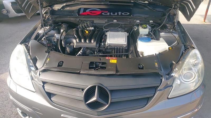 Usata Mercedes B200 193 CV (141 kW) 2008 Argento Monovolume