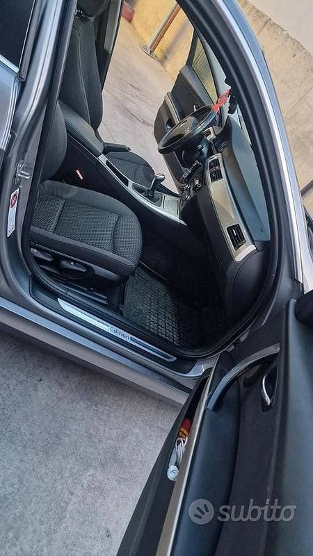 Usata BMW 320 184 CV (135 kW) 2011 Grigio Berlina