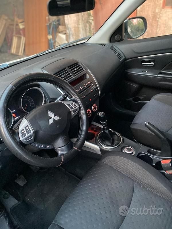 Usata Mitsubishi ASX 150 CV (110 kW) 2011 Bianco SUV