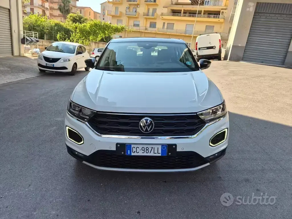 Usata VW T-Roc 150 CV (110 kW) 2020 Bianco SUV