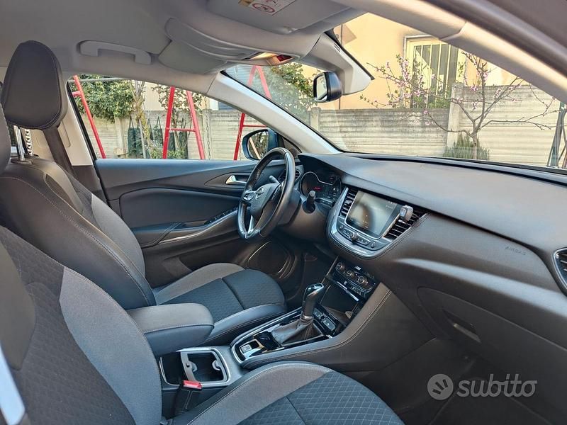 Usata Opel Grandland X S 131 CV (96 kW) 2019 Grigio SUV