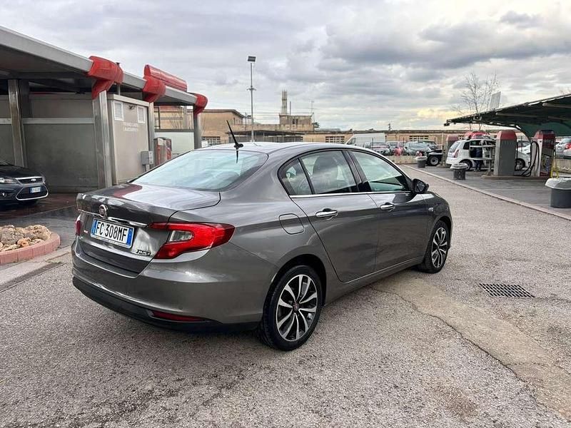 Usata Fiat Tipo Lounge 120 CV (88 kW) 2016 Berlina