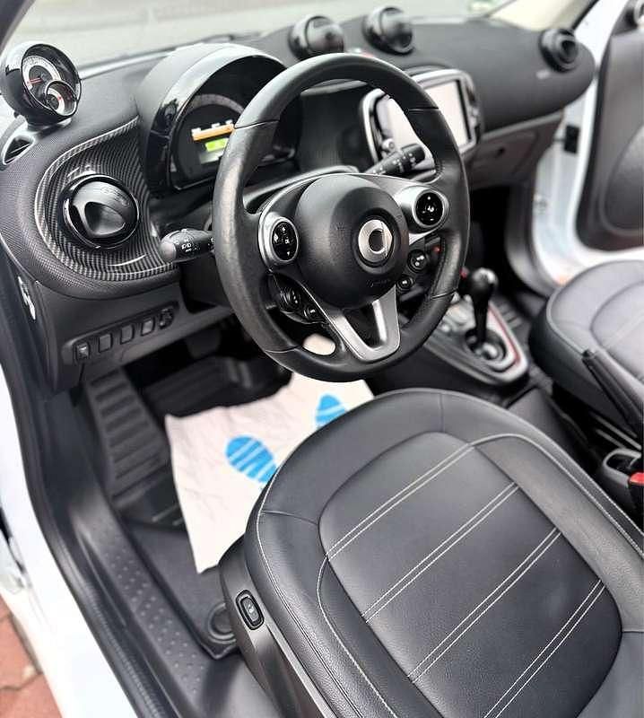 Usata Smart ForFour Passion 95 CV (69 kW) 2021 Bianco Utilitaria