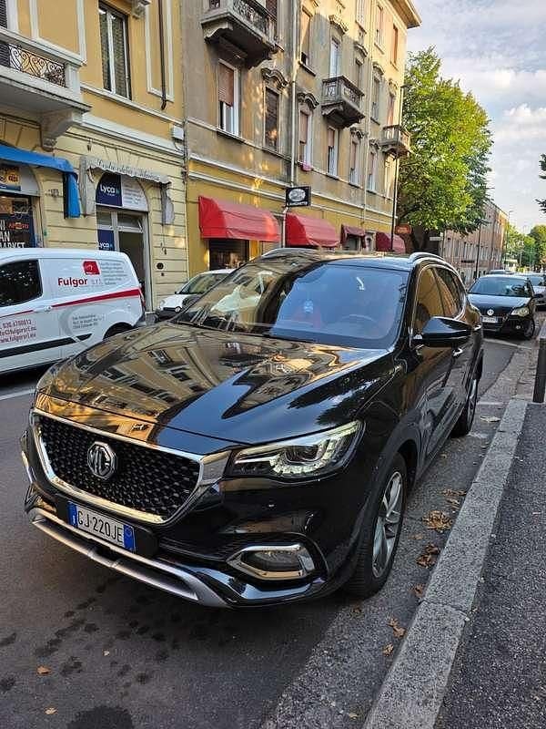 Usata MG EHS Excite 162 CV (119 kW) 2022 Nero SUV