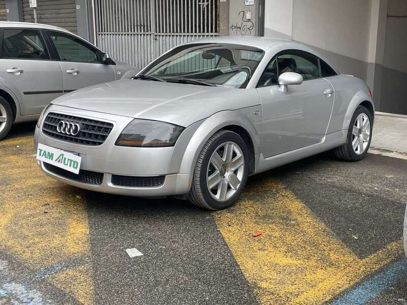 Argento Usata 2003 Audi TT Ambiente Coupé | 5600 € (Ottimo prezzo) - Immagine 1/4