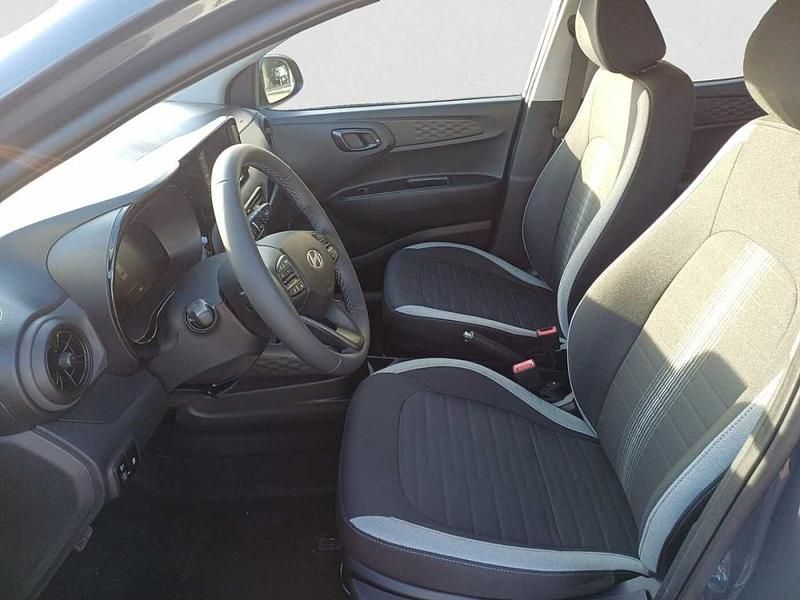 Nuova Hyundai i10 63 CV (46 kW) 2025 Grigio Utilitaria