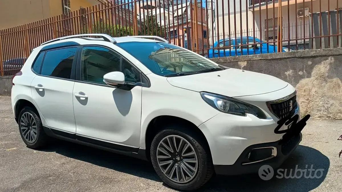 Usata Peugeot 2008 99 CV (72 kW) 2017 Bianco SUV
