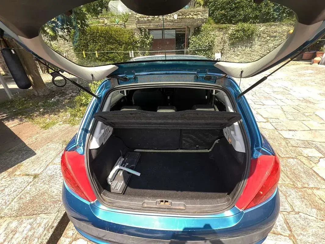 Usata Peugeot 207 73 CV (53 kW) 2009 Berlina