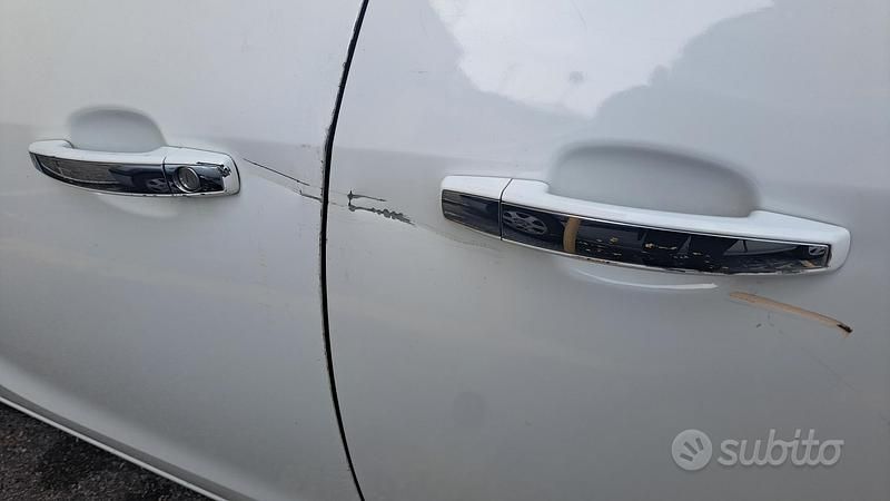 Usata Opel Meriva 136 CV (100 kW) 2012 Bianco Monovolume