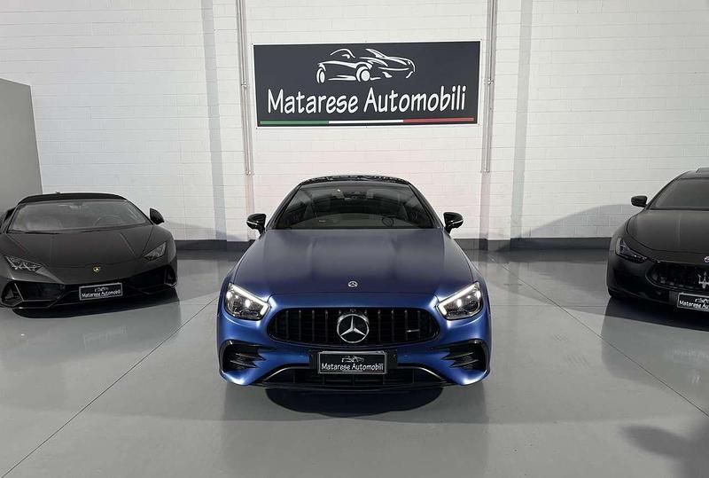 Begagnad Mercedes E53 AMG AMG 435 HK (319 kW) 2021 Blå Sportkupé