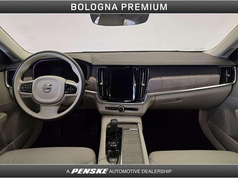 Usata Volvo V90 Core 197 CV (144 kW) 2022 Grigio Station wagon