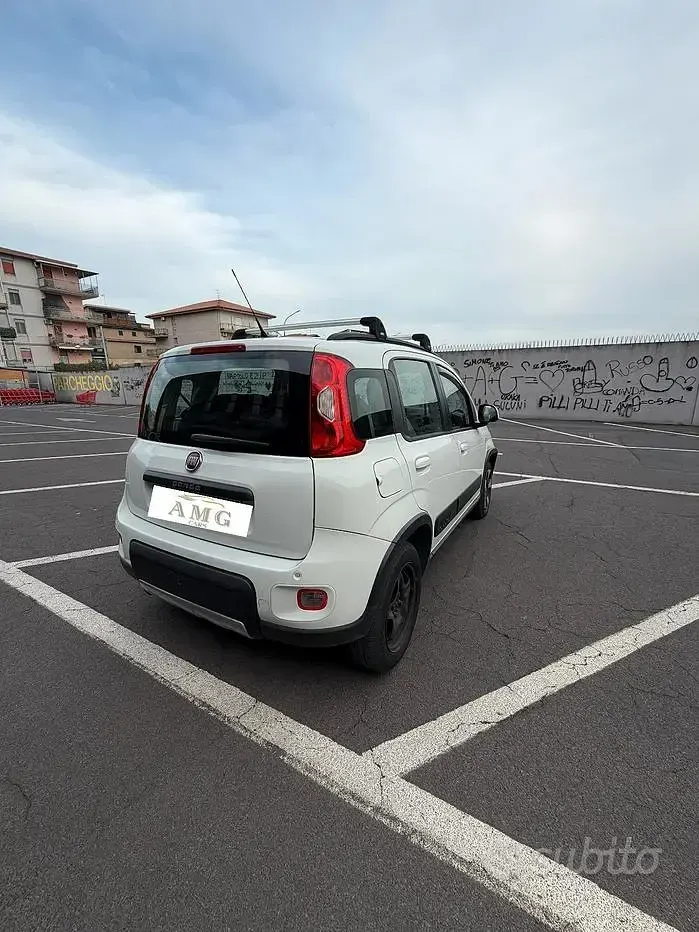 Usata Fiat Panda 4x4 85 CV (62 kW) 2015 Utilitaria