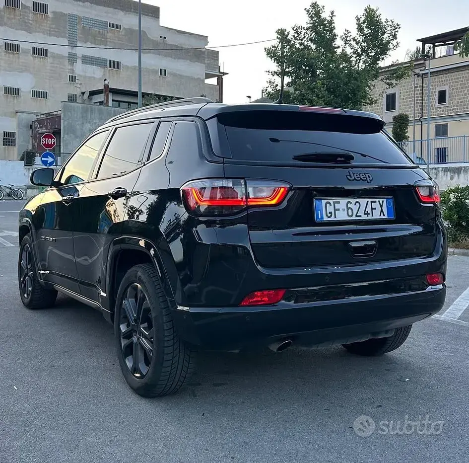 Usata Jeep Compass 131 CV (96 kW) 2021 Nero SUV