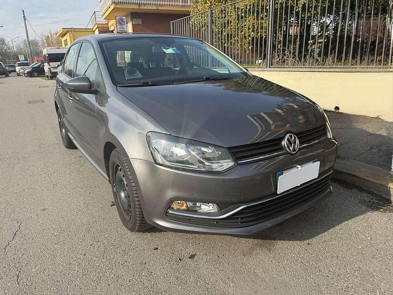 Usata VW Polo Trendline 75 CV (55 kW) 2016 Grigio Berlina