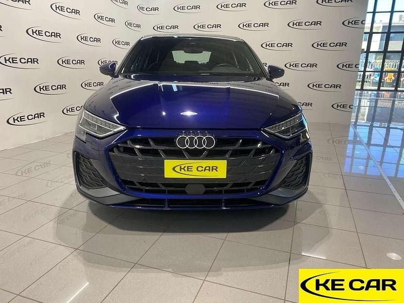 Usata Audi A3 Sportback S-Line 150 CV (110 kW) 2024 Blu/azzurro Utilitaria