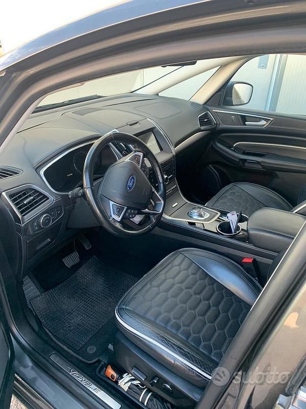 Usata Ford S-MAX Vignale 150 CV (110 kW) 2018 Grigio Monovolume