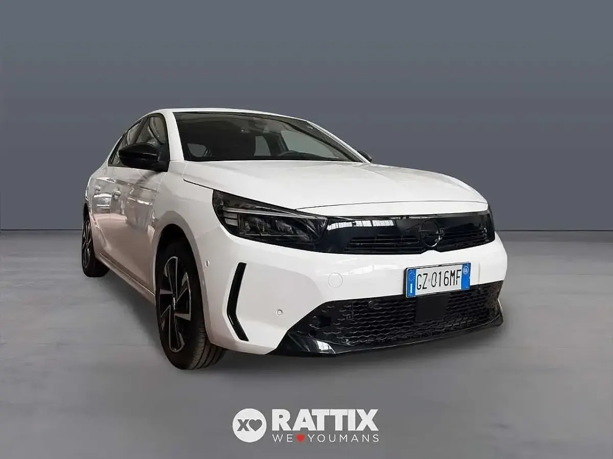 Usata Opel Corsa 101 CV (74 kW) 2025 Artik white Utilitaria
