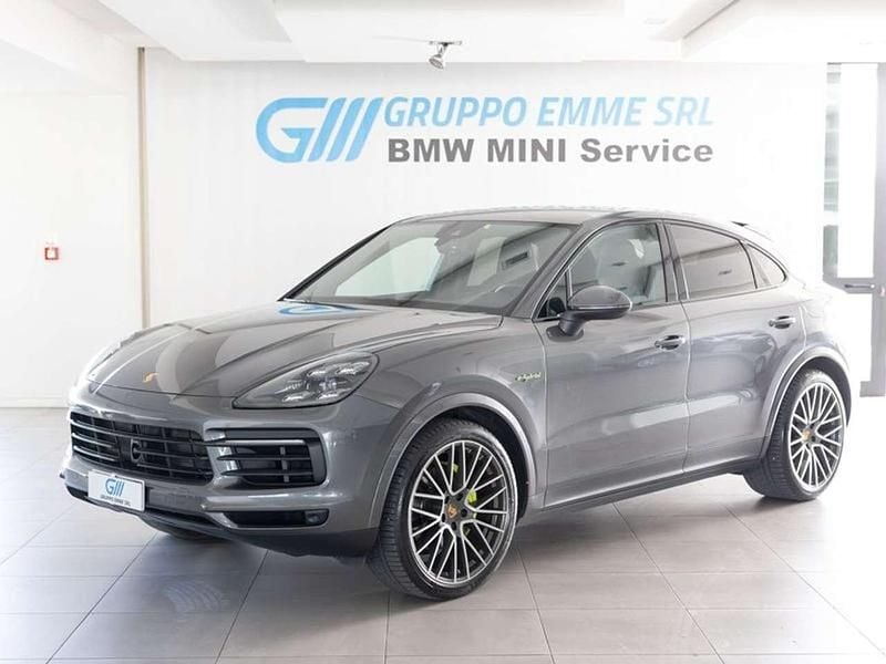 Grigio Usata 2021 Porsche Cayenne SUV | 72.500 € (Ottimo prezzo) - Immagine 1/4