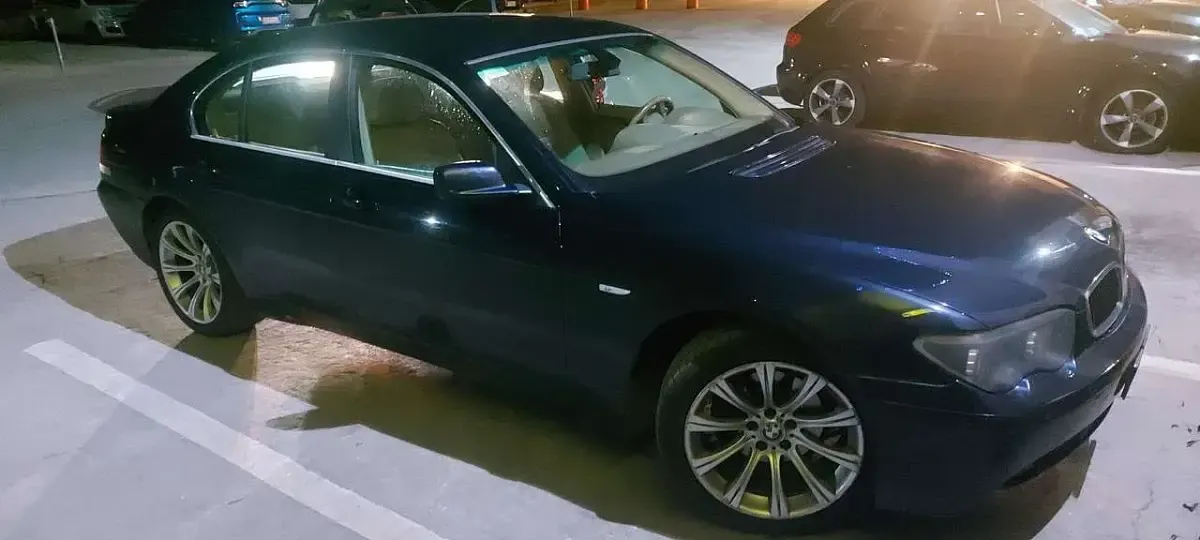 Usata BMW 730 218 CV (160 kW) 2005 Blu/azzurro Berlina