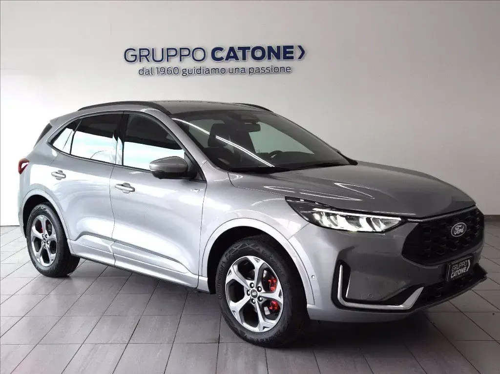 Nuova Ford Kuga ST-Line X 243 CV (178 kW) 2025 Argento SUV