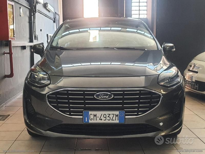 Usata Ford Fiesta Titanium 75 CV (55 kW) 2023 Grigio Berlina