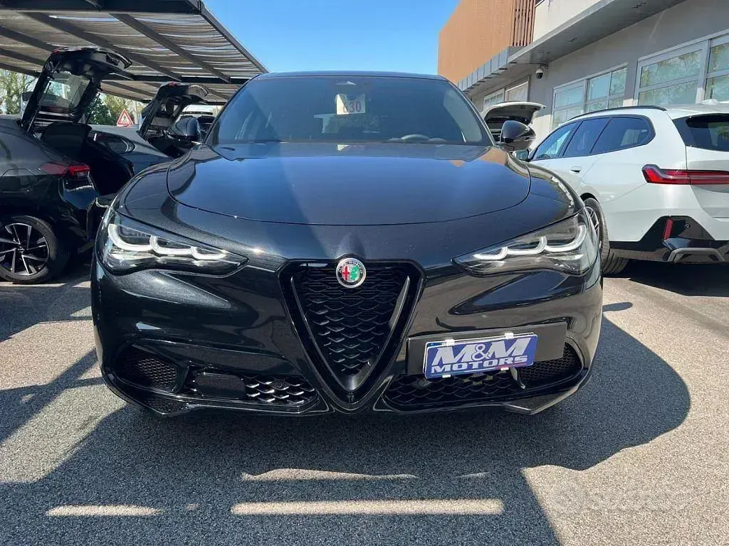 Nuova Alfa Romeo Stelvio Veloce 209 CV (153 kW) 2026 Nero SUV