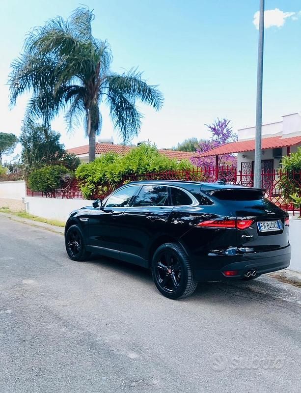 Usata Jaguar F-Pace Prestige 180 CV (132 kW) 2017 Nero SUV