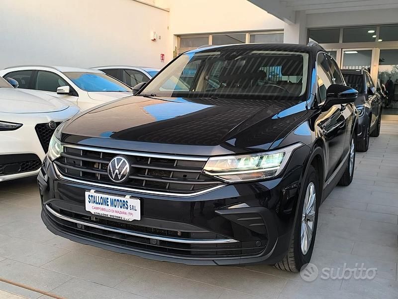 Usata VW Tiguan Life 150 CV (110 kW) 2022 Nero SUV