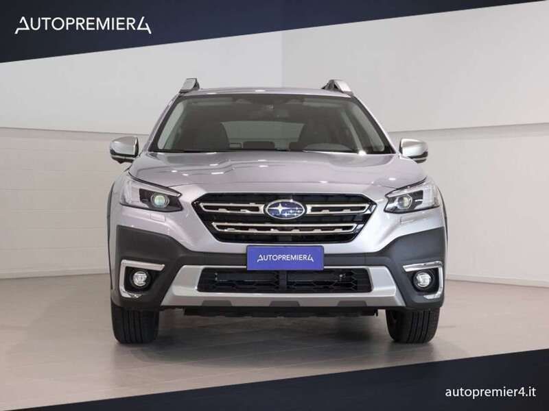 Usata Subaru Outback Premium 169 CV (124 kW) 2024 Vari colori SUV