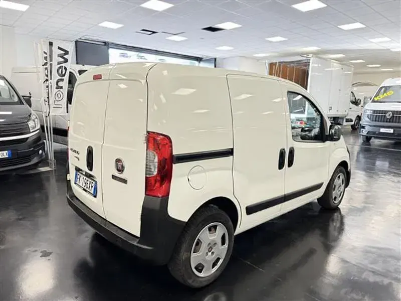 Usata Fiat Fiorino 75 CV (55 kW) 2017 Bianco Monovolume