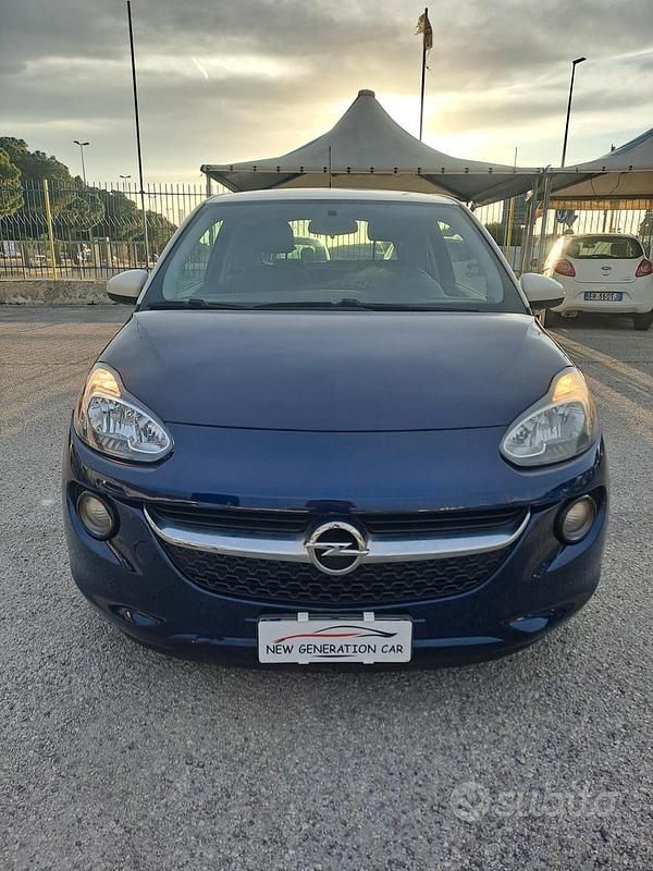 Usata Opel Adam 87 CV (63 kW) 2016 Blu Utilitaria