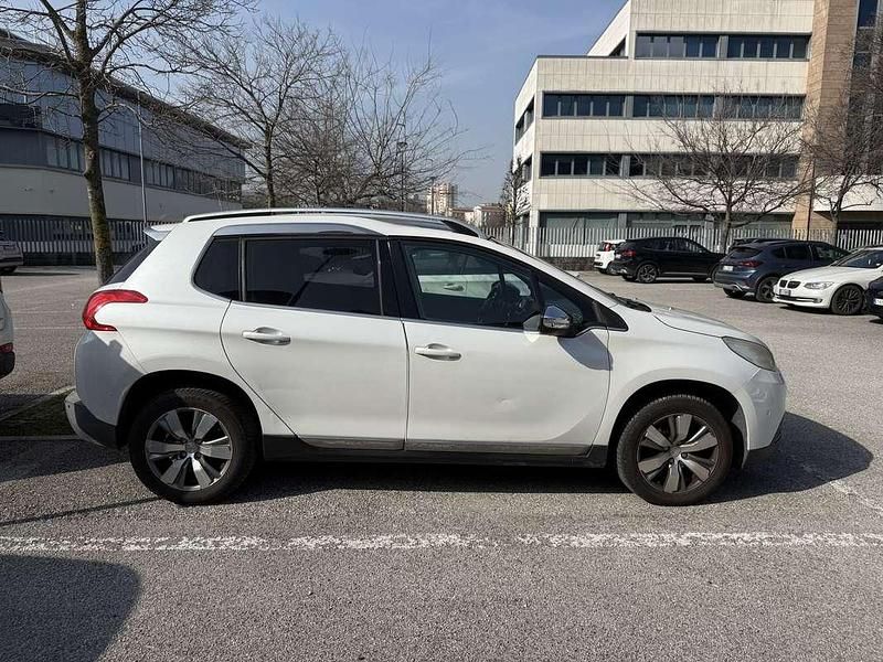 Usata Peugeot 2008 Allure 92 CV (67 kW) 2013 SUV