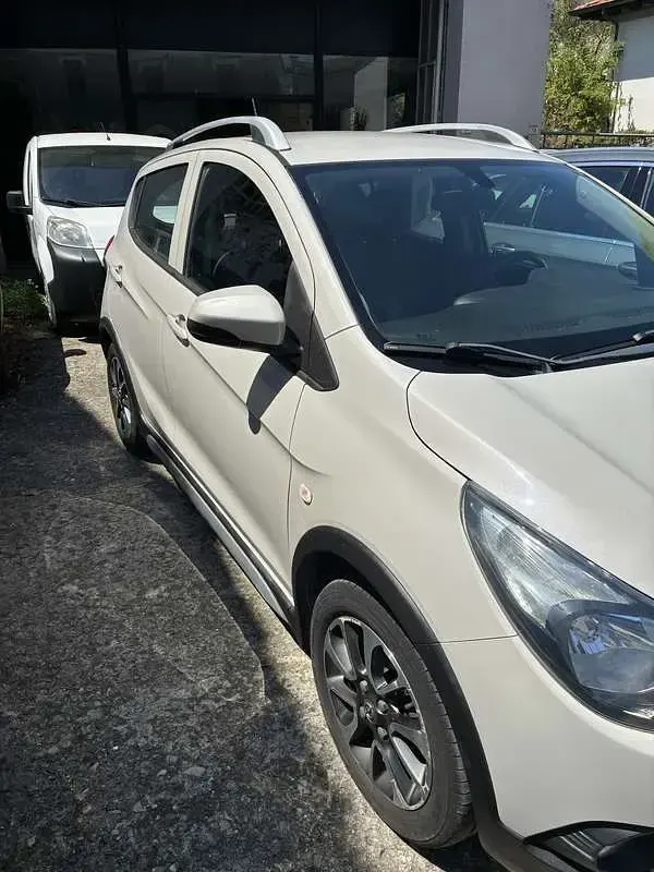 Usata Opel Karl Rocks S 75 CV (55 kW) 2019 Utilitaria