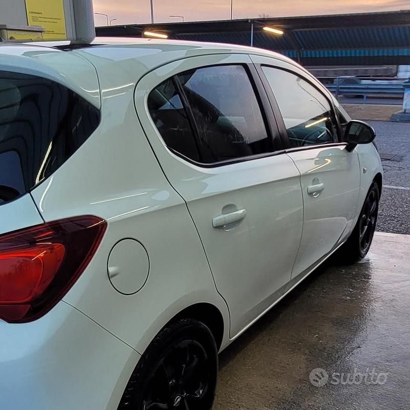 Usata Opel Corsa Edition 90 CV (66 kW) 2016 Bianco Utilitaria